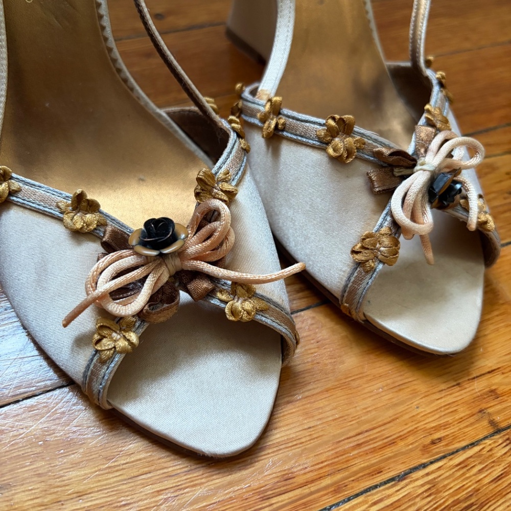 Sandals - image 5